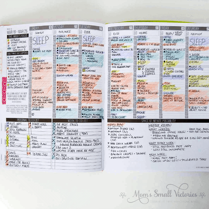 The Passion Planner is a great gift to give mom who works from home. With plenty of space to write home, family and work to do lists, weekly focus and good things that happened, mom is sure to love this planner and how it helps her stay focused and motivated to achieve her goals for her family and work.