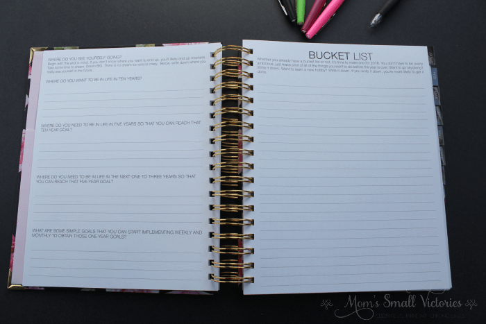 The Purposeful Planner Review: a big bucket list page to write down all your biggest bucket list goals.